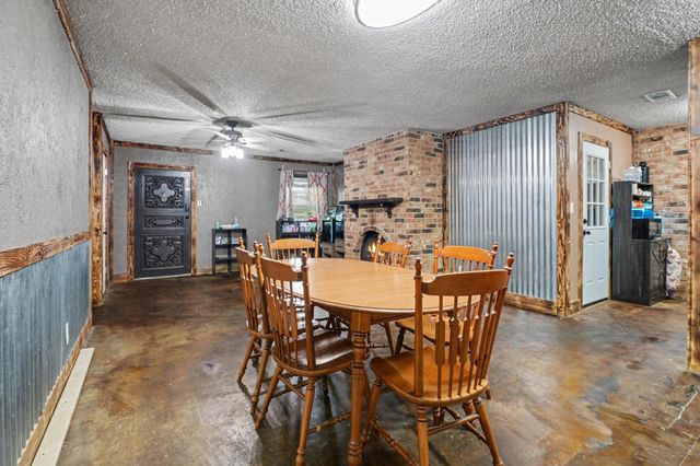 17310 Mcdonald Road, Alvin, TX 77511