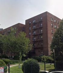 14450 38th Avenue B5, Flushing, NY 11354