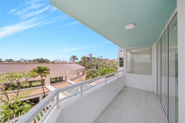 400 S Pointe Dr 409, Miami Beach, FL 33139