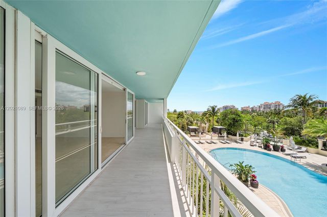400 S Pointe Dr 409, Miami Beach, FL 33139