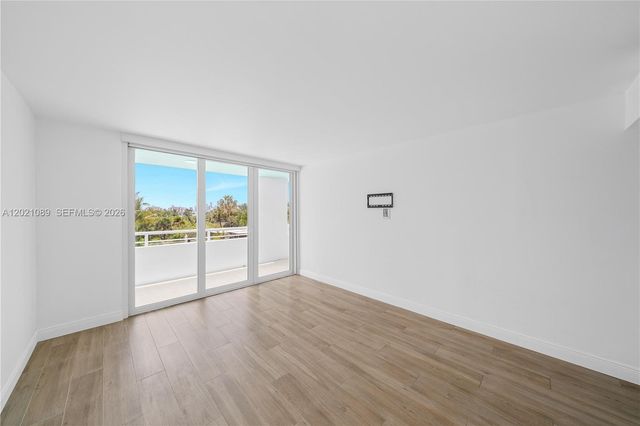 400 S Pointe Dr 409, Miami Beach, FL 33139