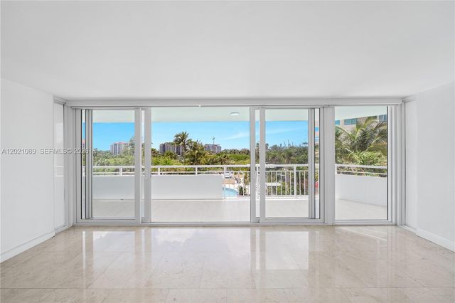 400 S Pointe Dr 409, Miami Beach, FL 33139