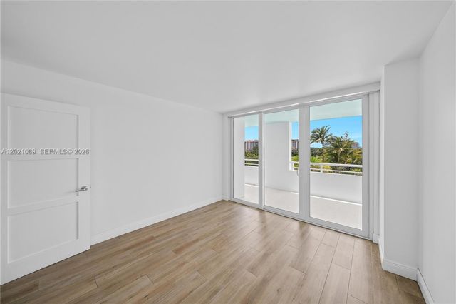 400 S Pointe Dr 409, Miami Beach, FL 33139