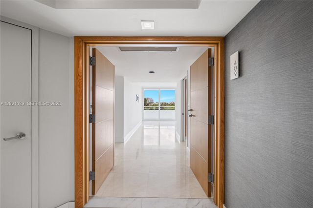 400 S Pointe Dr 409, Miami Beach, FL 33139