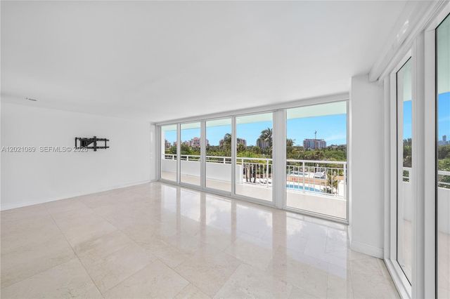 400 S Pointe Dr 409, Miami Beach, FL 33139