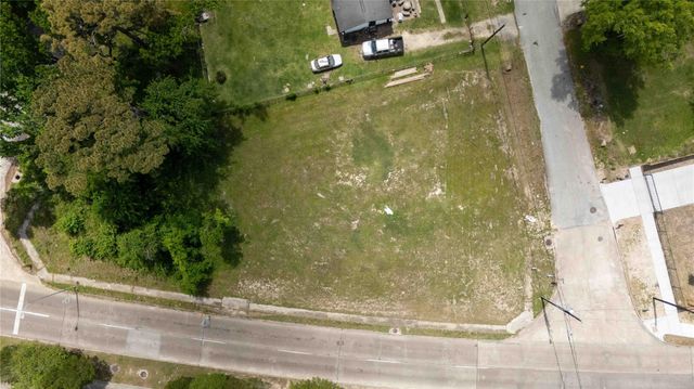 7720 Hoffman Street, Houston, TX 77016