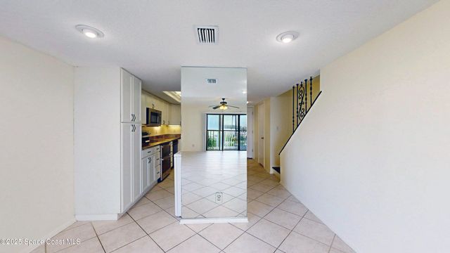 800 S Brevard Avenue 222, Cocoa Beach, FL 32931