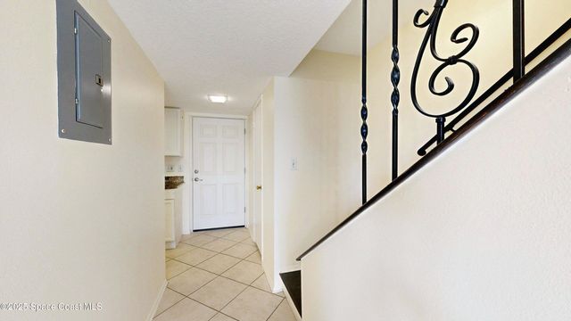 800 S Brevard Avenue 222, Cocoa Beach, FL 32931