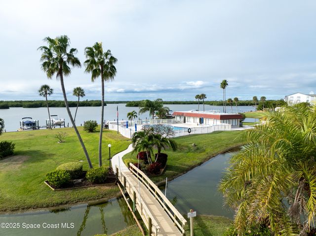 800 S Brevard Avenue 222, Cocoa Beach, FL 32931