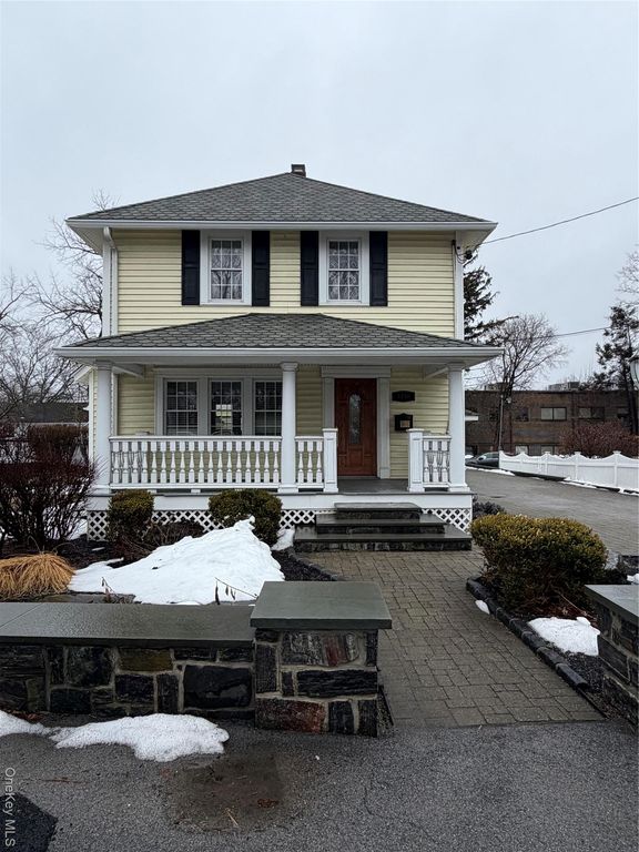 1230 HOPEWELL AVE., Fishkill, NY 12524