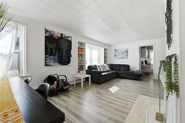 3702 W 15th Street, Cleveland, OH 44109