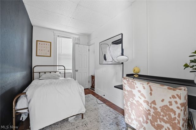 3702 W 15th Street, Cleveland, OH 44109