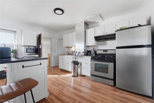 3702 W 15th Street, Cleveland, OH 44109