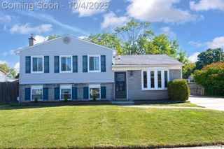 42708 Wilmington Drive, Sterling Heights, MI 48313