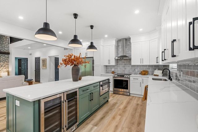 5365 S Sunny Slope ROAD, New Berlin, WI 53151