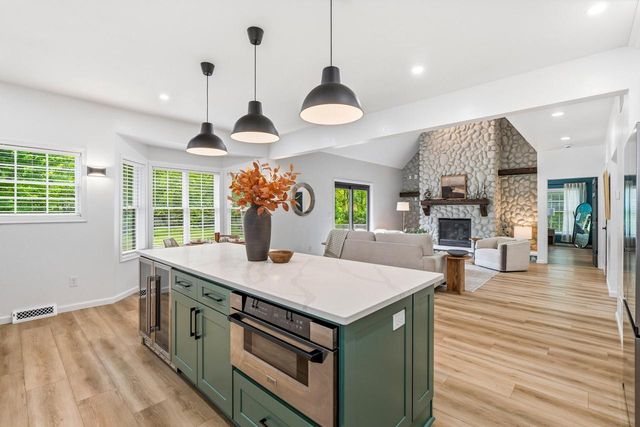 5365 S Sunny Slope ROAD, New Berlin, WI 53151