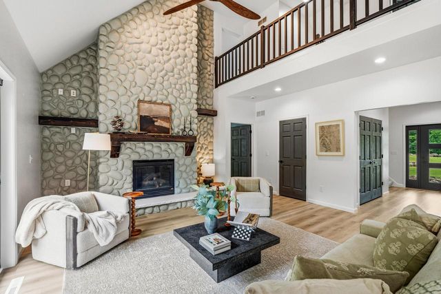5365 S Sunny Slope ROAD, New Berlin, WI 53151
