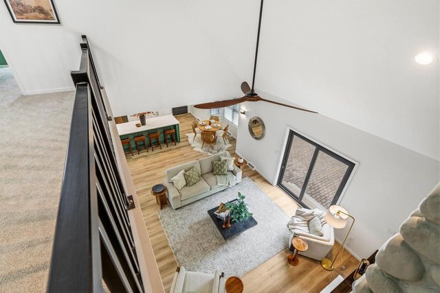 5365 S Sunny Slope ROAD, New Berlin, WI 53151