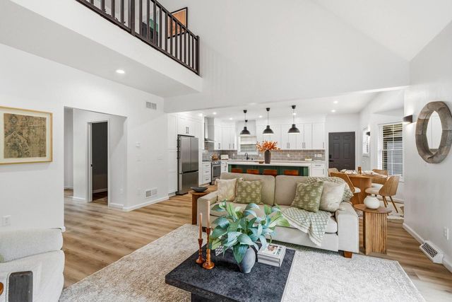 5365 S Sunny Slope ROAD, New Berlin, WI 53151