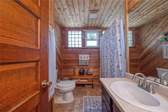 326 Virginia Ave, Franklin Twp, PA 16117