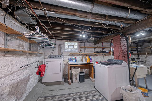 326 Virginia Ave, Franklin Twp, PA 16117