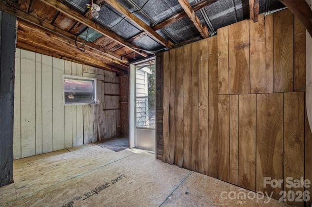 2155 Pa Jolly Lane, Granite Falls, NC 28630