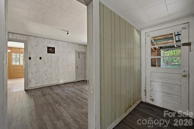 2155 Pa Jolly Lane, Granite Falls, NC 28630