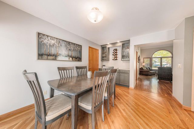 S75W17553 Harbor CIRCLE, Muskego, WI 53150