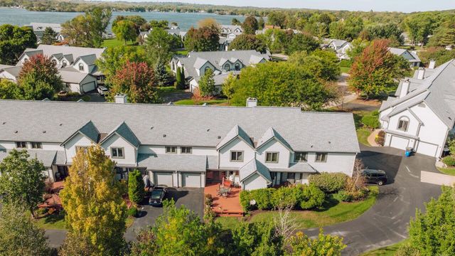 S75W17553 Harbor CIRCLE, Muskego, WI 53150