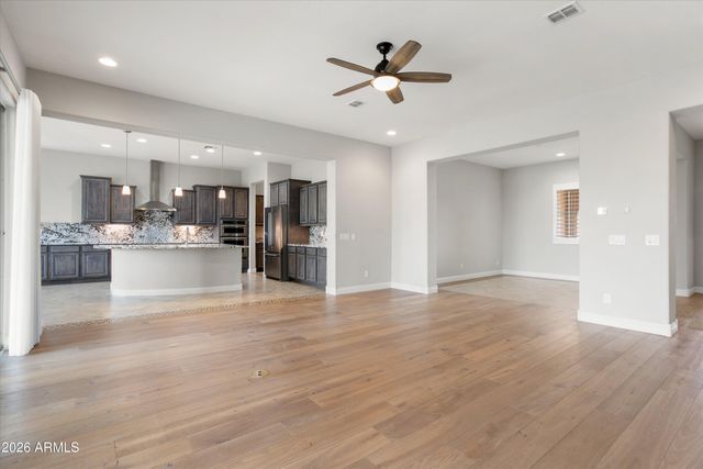 26534 W ABRAHAM Lane, Buckeye, AZ 85396