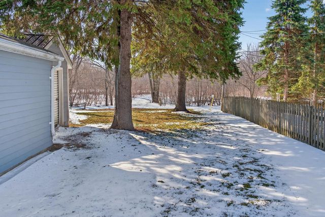 3135 E Koenig AVENUE, Saint Francis, WI 53235