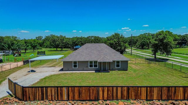 147 Brown Lane, Poolville, TX 76487