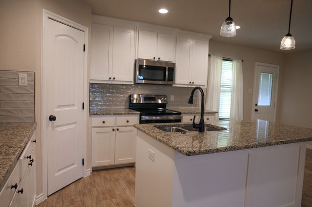 147 Brown Lane, Poolville, TX 76487