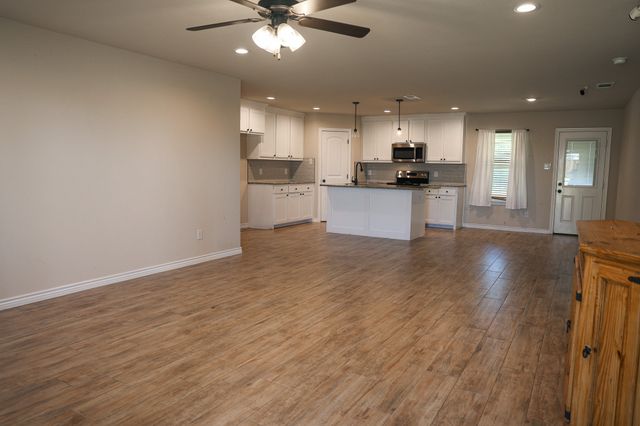147 Brown Lane, Poolville, TX 76487