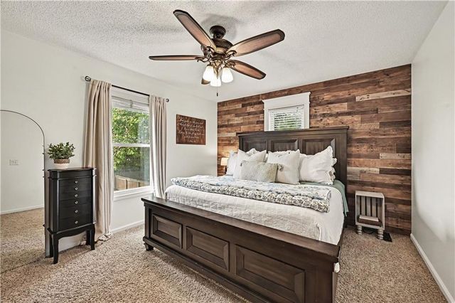 401 NW 71st Street, Kansas City, MO 64118