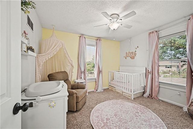 401 NW 71st Street, Kansas City, MO 64118