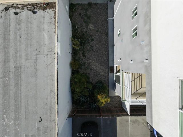 5635 Klump Avenue, North Hollywood, CA 91601