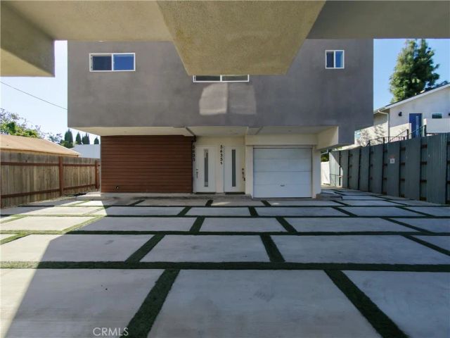 5635 Klump Avenue, North Hollywood, CA 91601