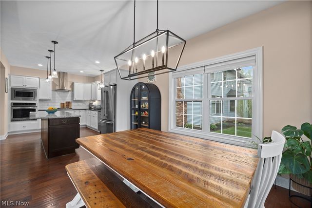 107 Loyola Drive, Elyria, OH 44035