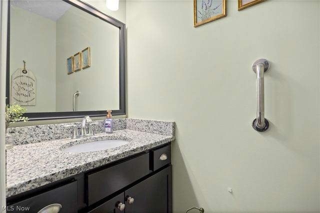 107 Loyola Drive, Elyria, OH 44035