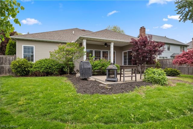 107 Loyola Drive, Elyria, OH 44035