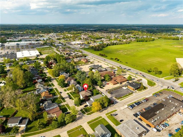 107 Loyola Drive, Elyria, OH 44035