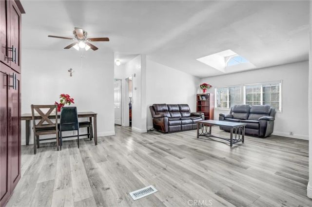 10800 Dale 415, Stanton, CA 90680