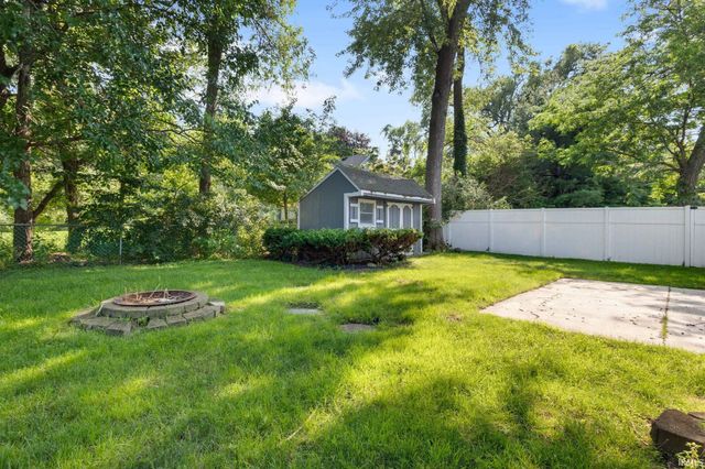 17744 Parker Drive, South Bend, IN 46635