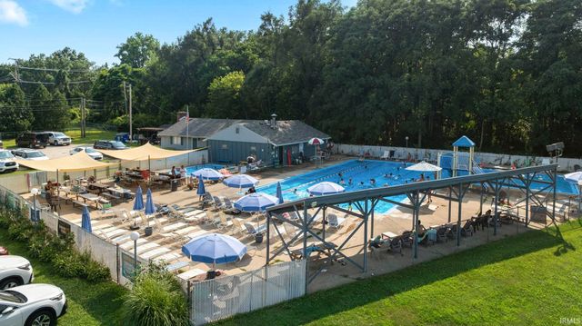 17744 Parker Drive, South Bend, IN 46635