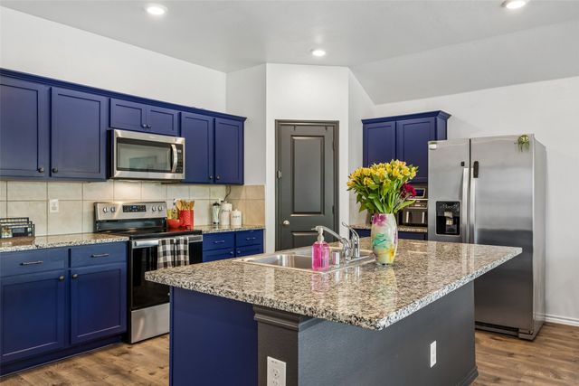 802 Rustic Way, Royse City, TX 75189
