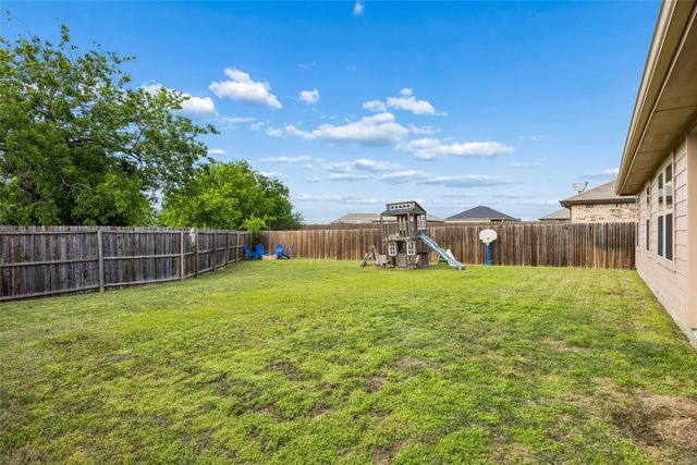 802 Rustic Way, Royse City, TX 75189