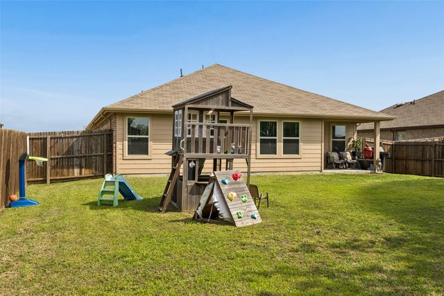 802 Rustic Way, Royse City, TX 75189