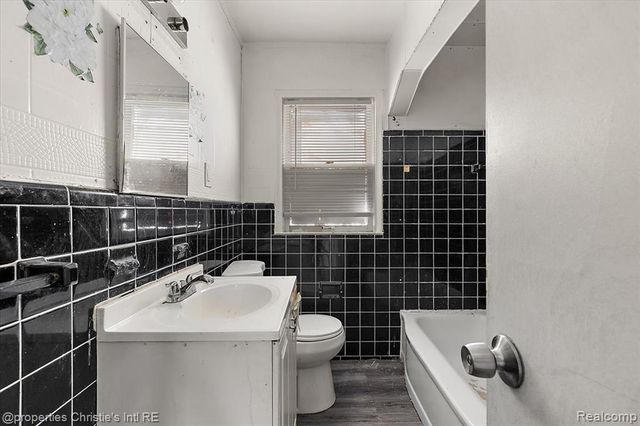 7816 Fielding Street, Detroit, MI 48228