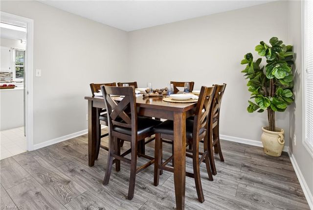 5805 Edgebrook Court, Jamestown, NC 27282